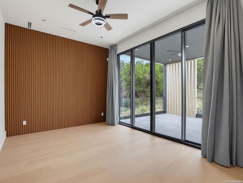 Spacious, unfurnished interior of a new home in , San Antonio (Image 26).
