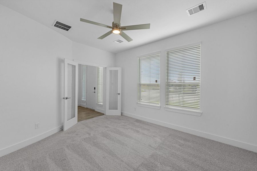 Spacious, unfurnished interior of a new home in Beacon Hill, Waller (Image 20). Spacious, unfurnished interior of a new home in Beacon Hill, Waller (Image 20).