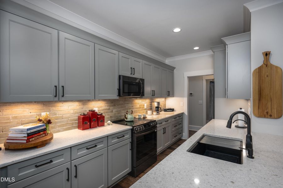 16_515 roberson creek-18