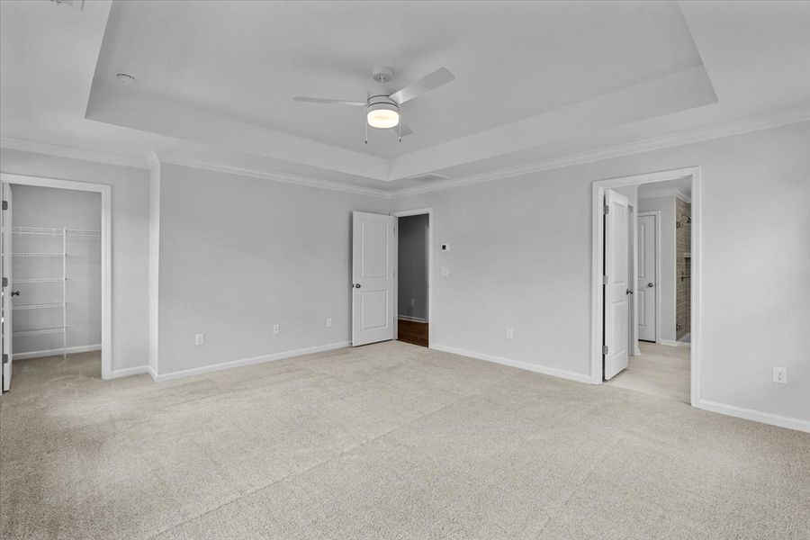 Spacious, unfurnished interior of a new home in Hanes Lake, Winston-Salem (Image 31).