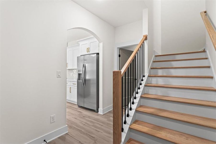 Spacious, unfurnished interior of a new home in , Gainesville (Image 49).