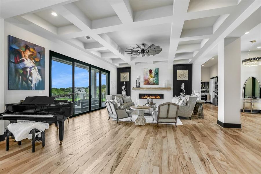 Community amenities in , Horseshoe Bay (Image 27).