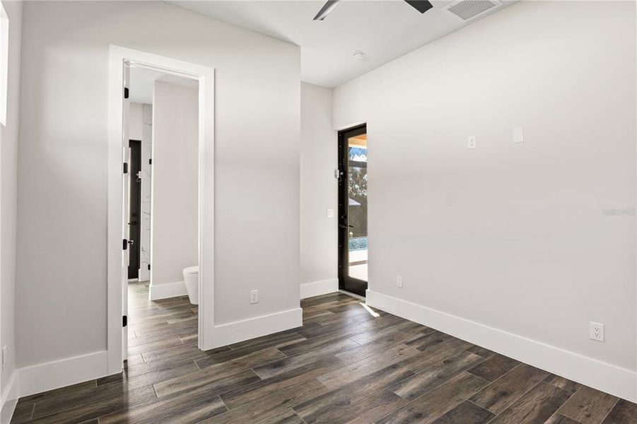 Spacious, unfurnished interior of a new home in , Cape Coral (Image 38). Spacious, unfurnished interior of a new home in , Cape Coral (Image 38).