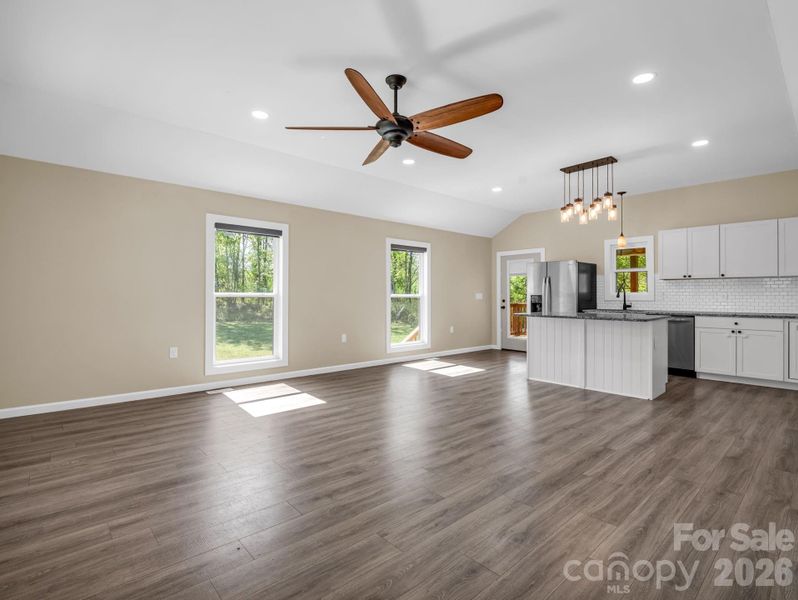 Spacious, unfurnished interior of a new home in , Bostic (Image 28).