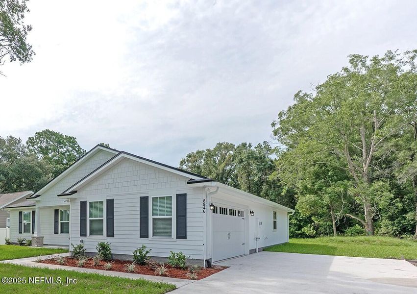 Exterior details and patio area of a home in , Jacksonville (Image 3). Exterior details and patio area of a home in , Jacksonville (Image 3).