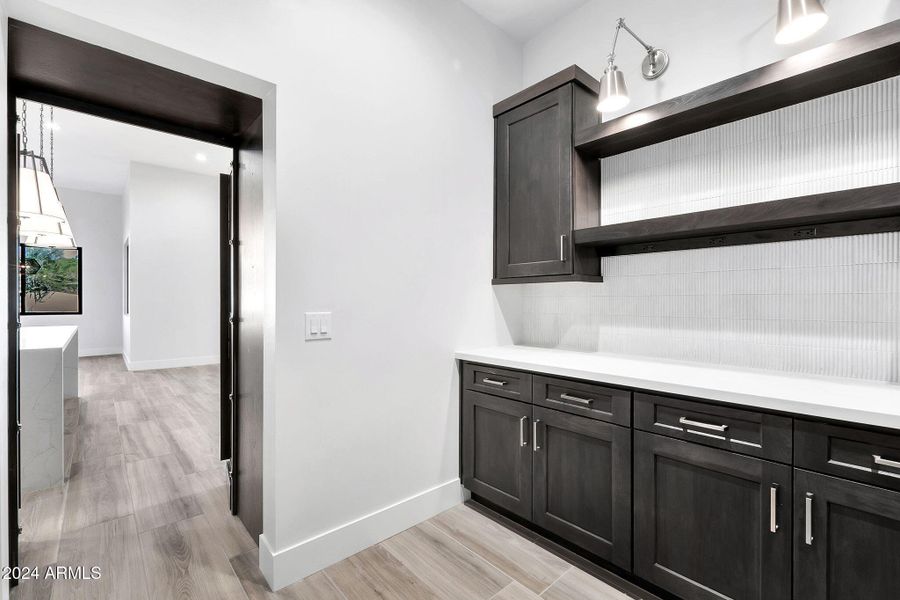 8714 E Tether Trl-13