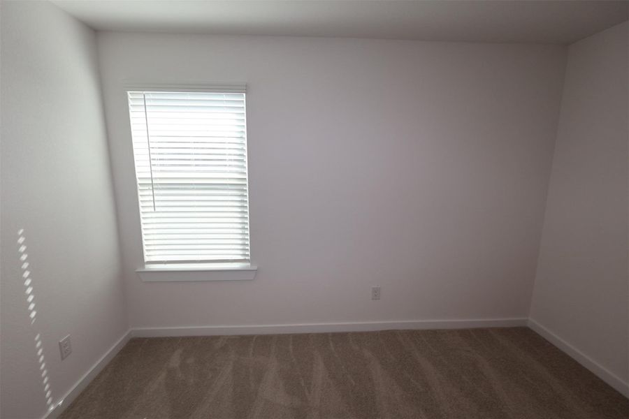 Spacious, unfurnished interior of a new home in Summerview, Fulshear (Image 27). Spacious, unfurnished interior of a new home in Summerview, Fulshear (Image 27).