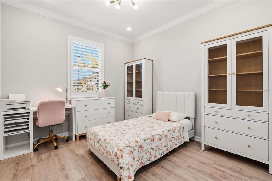 Furnished interior view inside a new home in , Venice (Image 40).