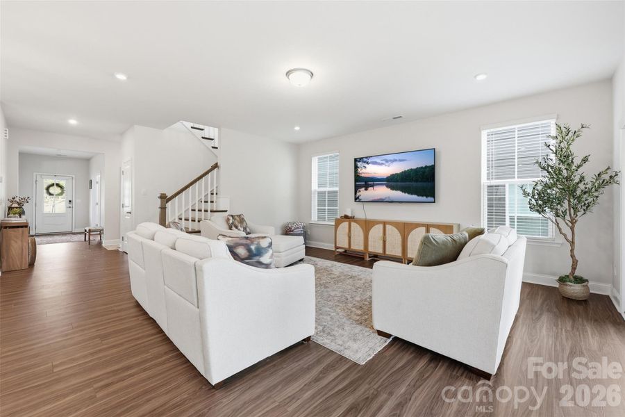 Furnished interior view inside a new home in Lakeside Glen, York (Image 41). Furnished interior view inside a new home in Lakeside Glen, York (Image 41).