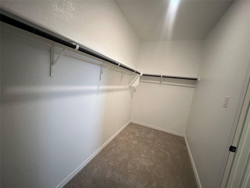 Image 33 of a home in Lariat.