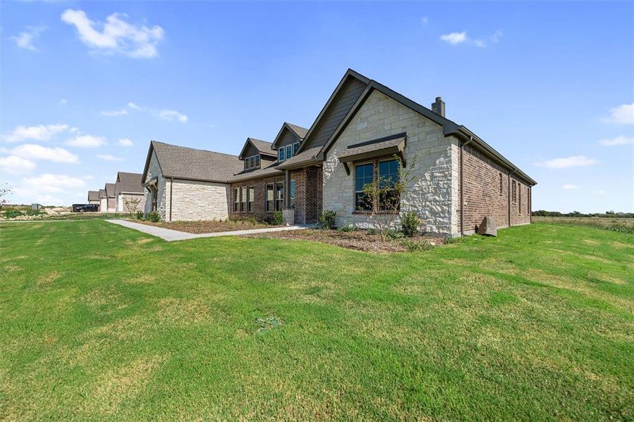 Exterior details and patio area of a home in Rocky Top, Krum (Image 20). Exterior details and patio area of a home in Rocky Top, Krum (Image 20).