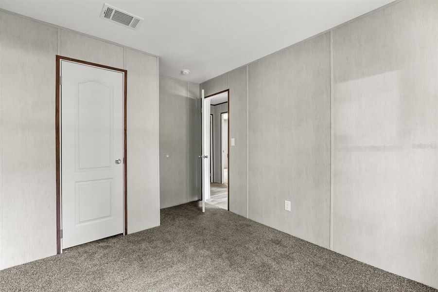 Spacious, unfurnished interior of a new home in , Christmas (Image 24). Spacious, unfurnished interior of a new home in , Christmas (Image 24).