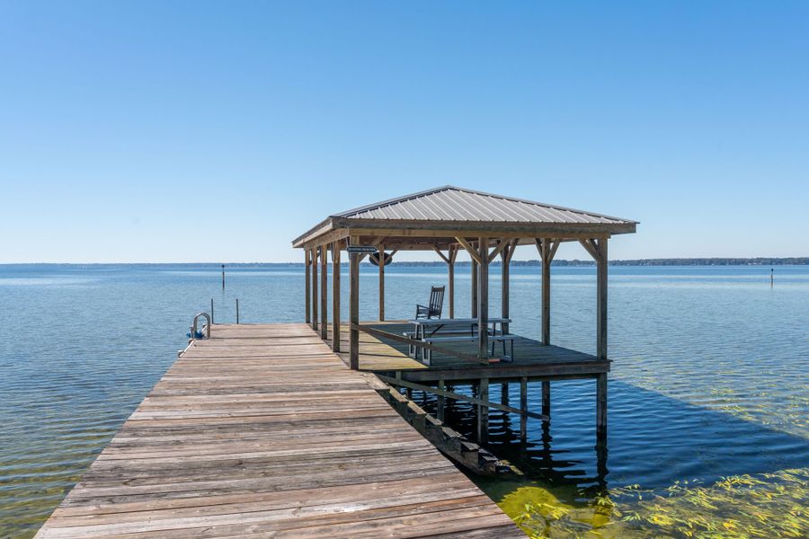 Image 52 of a home in The Bluffs at Lake Waccamaw.