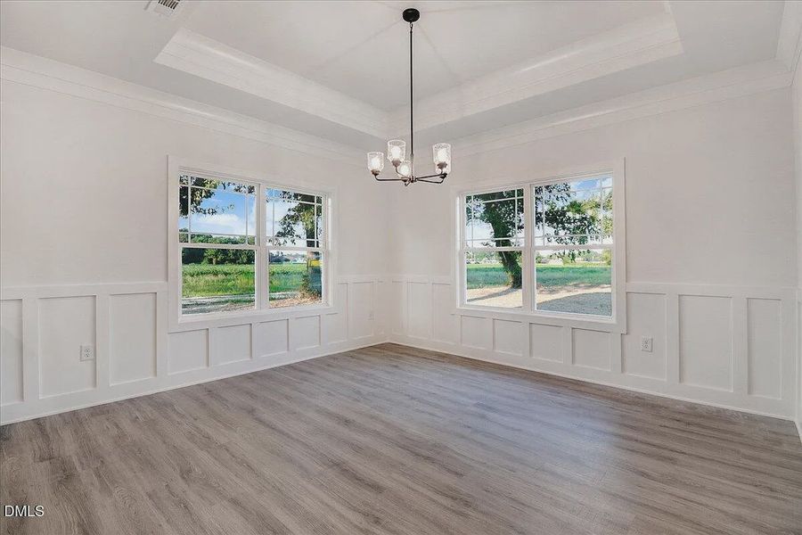 Spacious, unfurnished interior of a new home in Charlotte's Ridge, Middlesex (Image 20).