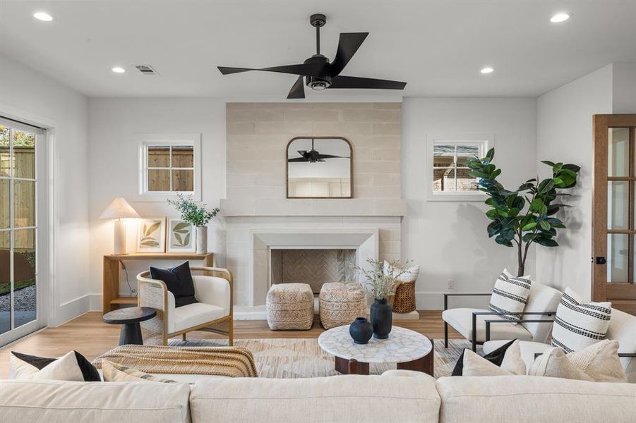 Furnished interior view inside a new home in , Dallas (Image 6).