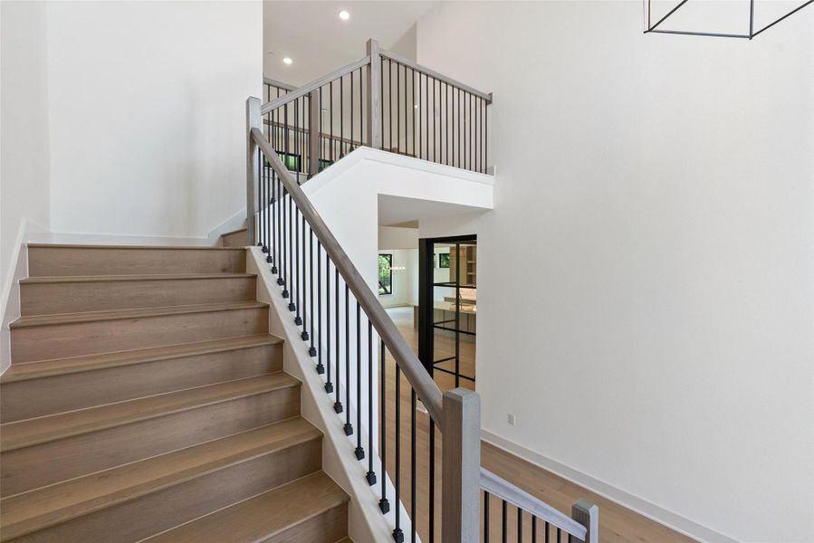 Spacious, unfurnished interior of a new home in Sweetwater, Austin (Image 21).