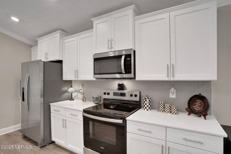 Furnished interior view inside a new home in Cross Creek, Green Cove Springs (Image 38).