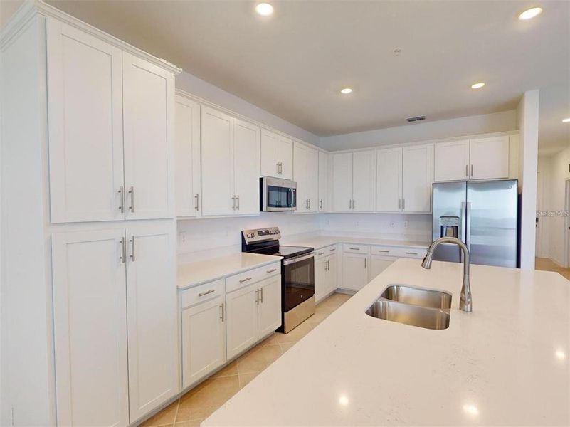 Furnished interior view inside a new home in , Venice (Image 12).