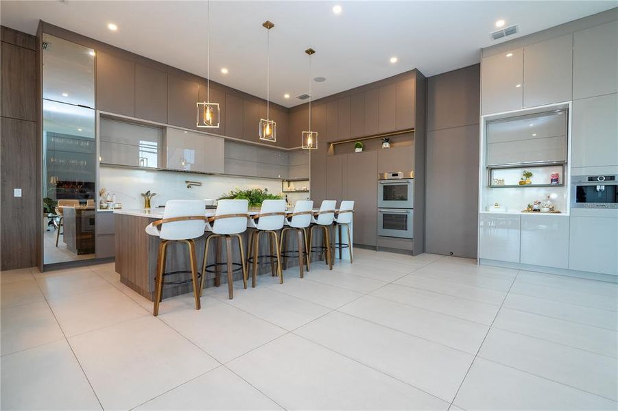 Furnished interior view inside a new home in , Montverde (Image 15).