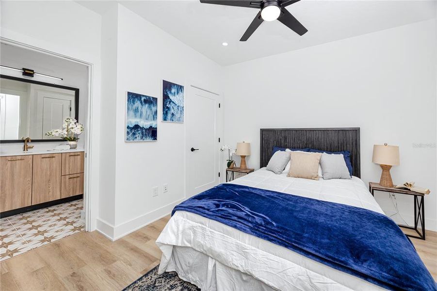 Furnished interior view inside a new home in , Tampa (Image 35).