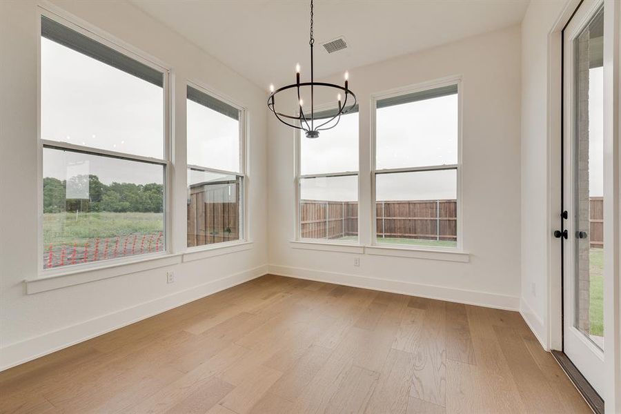 Spacious, unfurnished interior of a new home in The Homestead - 62', Rockwall (Image 21).