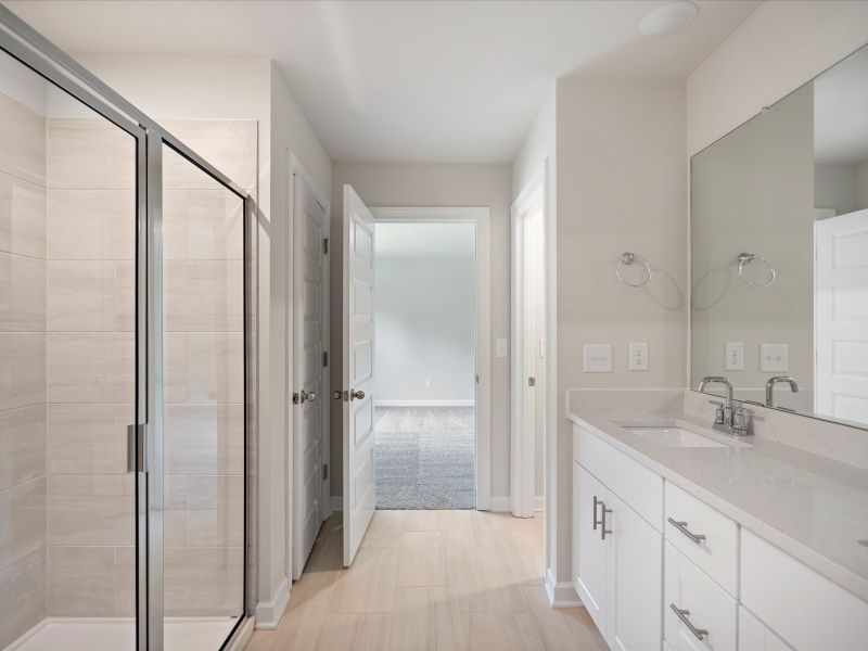Furnished interior view inside a new home in Vickery Station, Woodruff (Image 6).