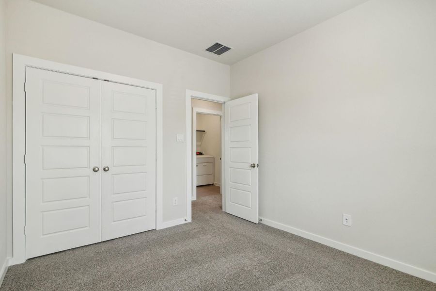 Photo is not of the actual home but is an inspirational photo of builder’s model home and may depict options, furnishings, and/or decorator features that are not included.