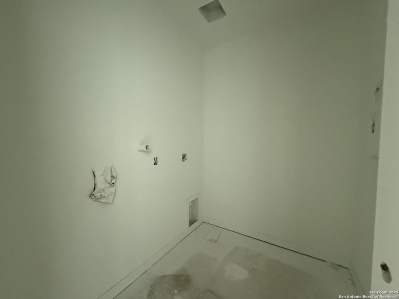 Image 36 of a home in Enclave at Hennersby Hollow 50's.