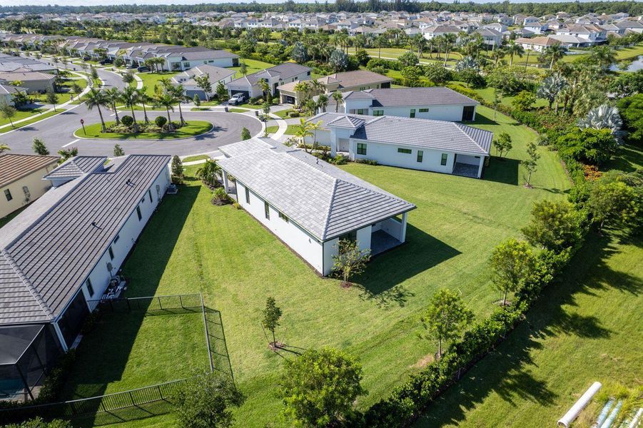 Image 28 of a home in Cresswind Palm Beach at Westlake.