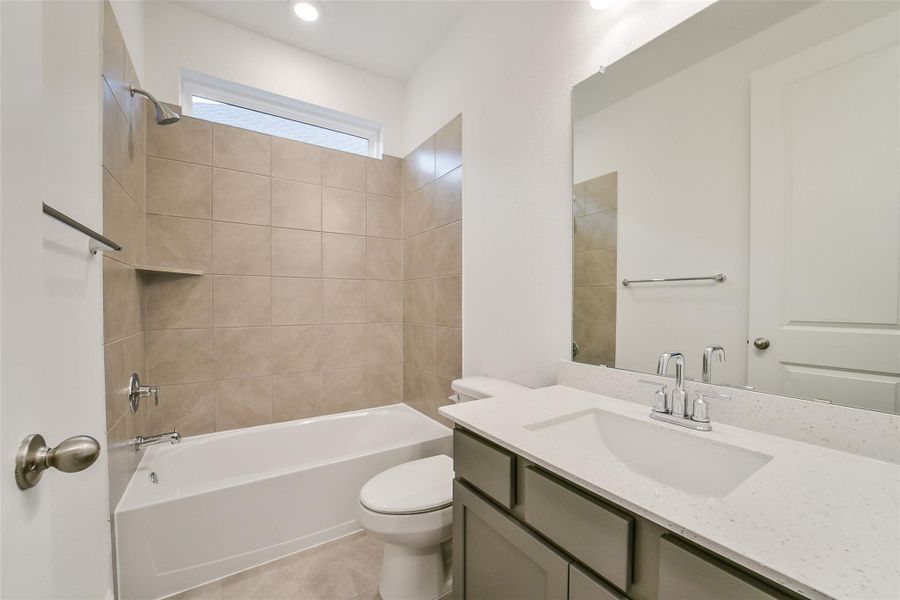 Furnished interior view inside a new home in Mavera, Conroe (Image 16).