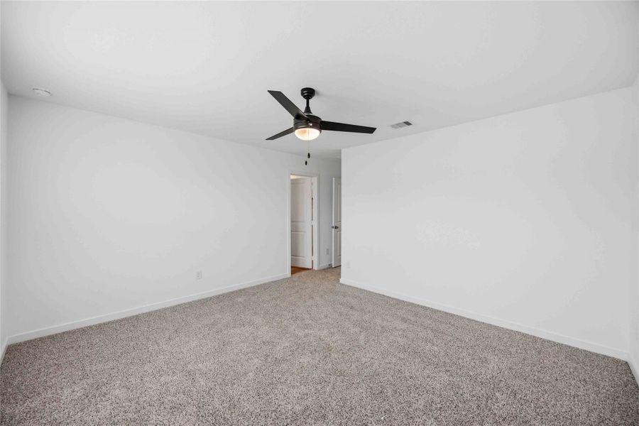 Spacious, unfurnished interior of a new home in Grand West, Houston (Image 14). Spacious, unfurnished interior of a new home in Grand West, Houston (Image 14).