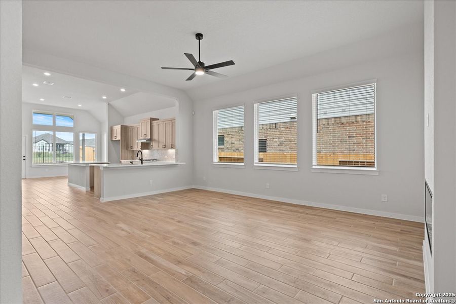 Spacious, unfurnished interior of a new home in Stream Waters, Seguin (Image 11). Spacious, unfurnished interior of a new home in Stream Waters, Seguin (Image 11).