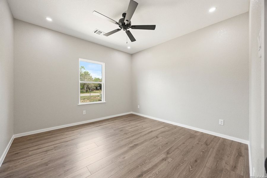 Spacious, unfurnished interior of a new home in , Somerset (Image 27).