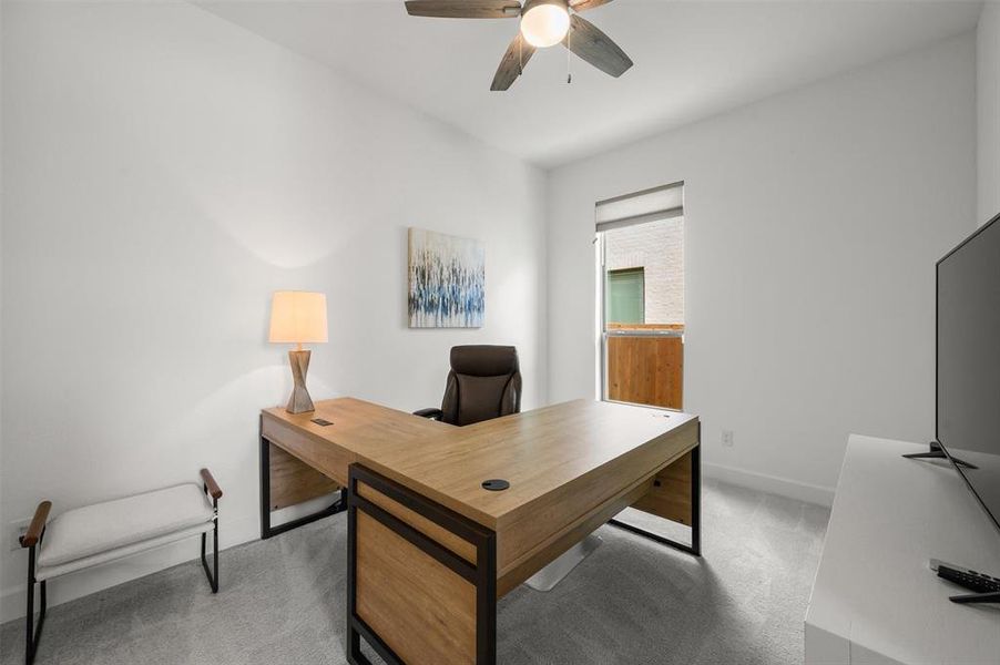 Furnished interior view inside a new home in Sonoma Verde, McLendon-Chisholm (Image 26).