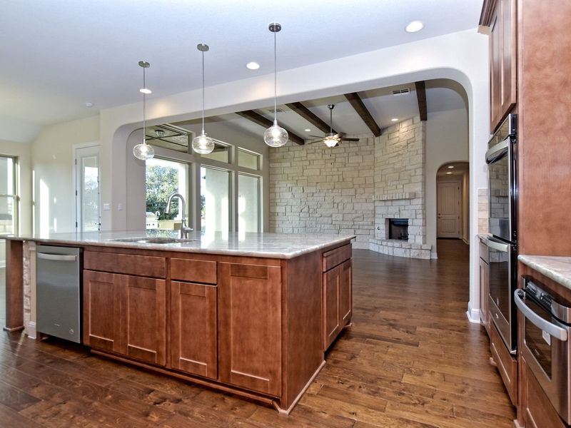 Representative furnished interior of a home built from the Coronado I by Giddens Homes in Clearwater Ranch, Liberty Hill (Image 77).