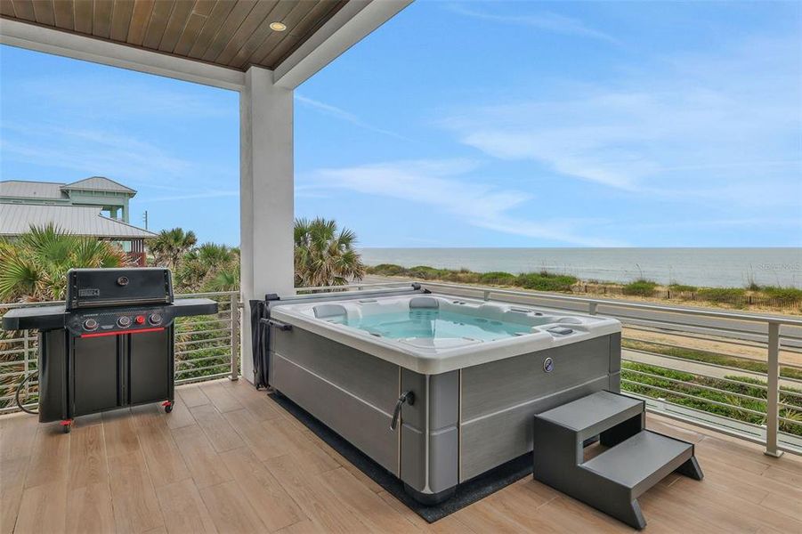Exterior details and patio area of a home in , Flagler Beach (Image 42).