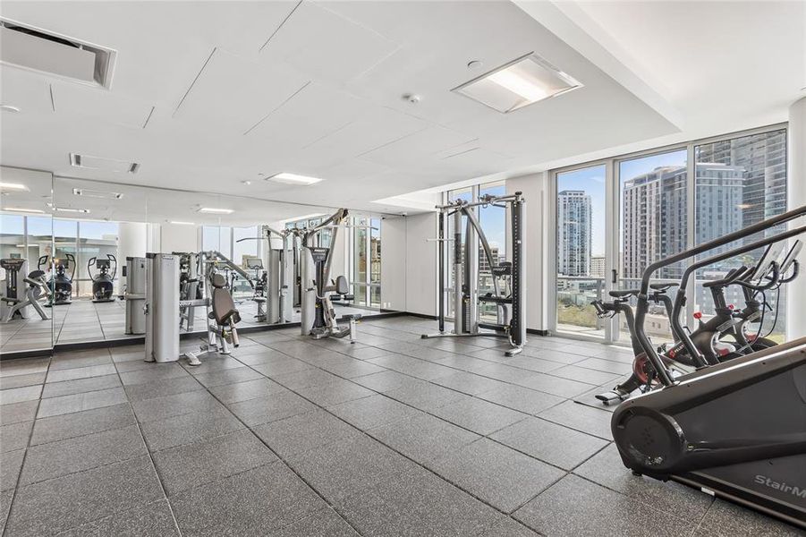 Community amenities in , St. Petersburg (Image 74).