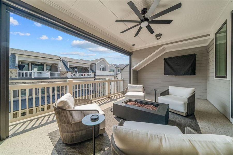 Exterior details and patio area of a home in , Alpharetta (Image 22).
