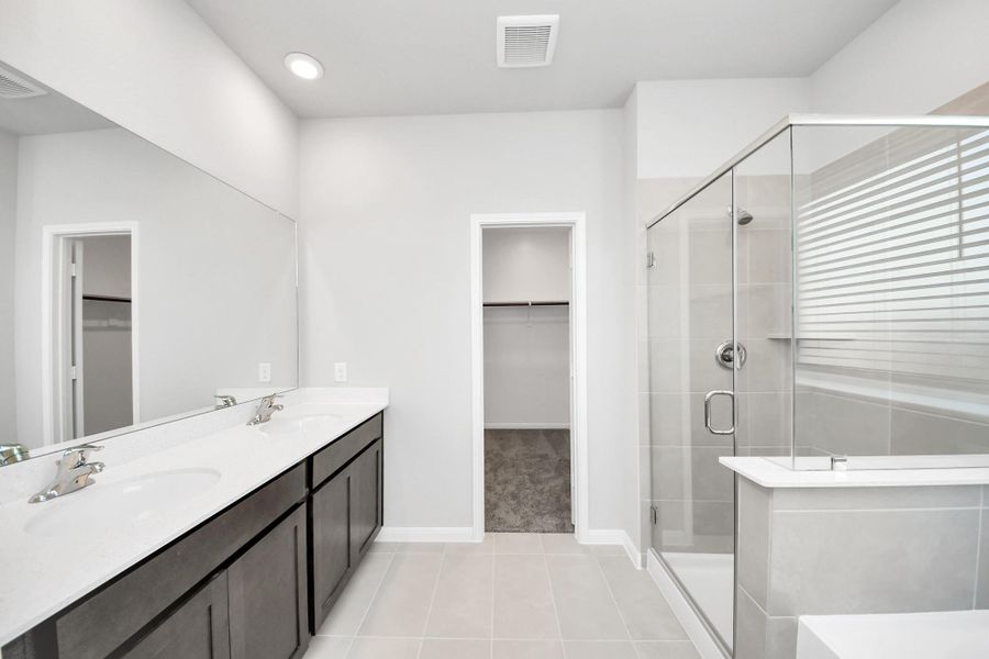 Image 18 of a home in Sunterra: Landmark Collection.