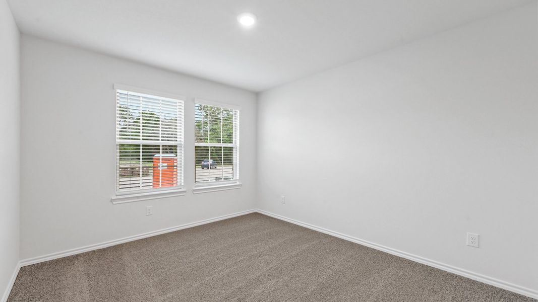 Spacious, unfurnished interior of a new home in Saddlebrook, Waxahachie (Image 27). Spacious, unfurnished interior of a new home in Saddlebrook, Waxahachie (Image 27).