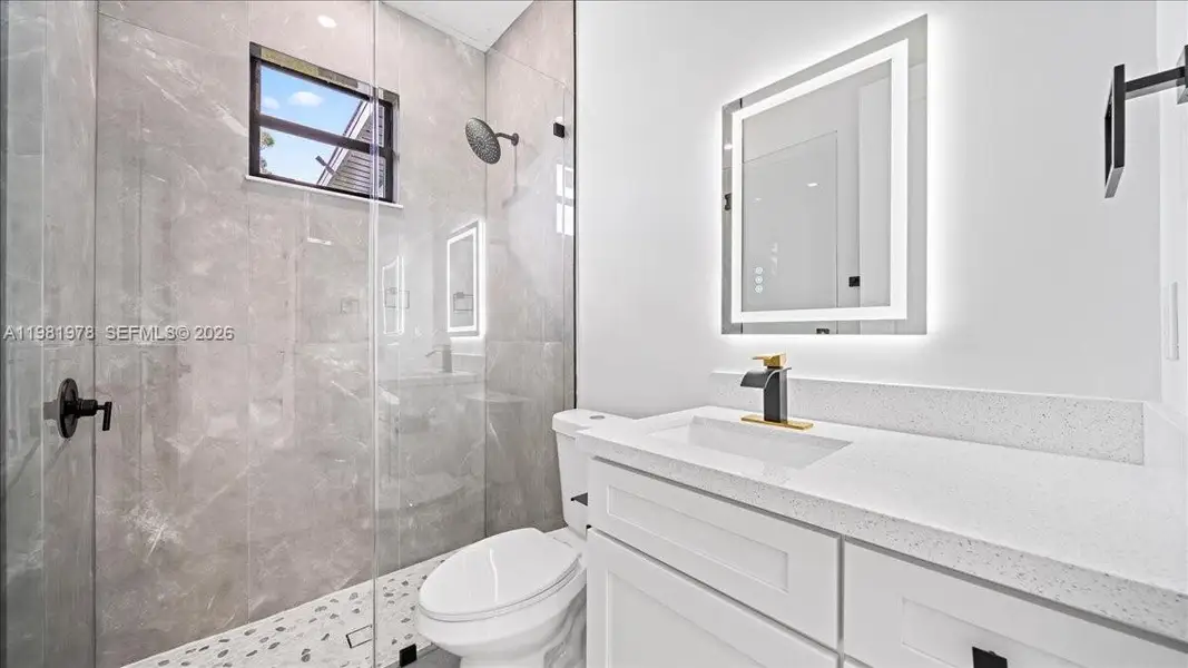 Furnished interior view inside a new home in , Cape Coral (Image 8).