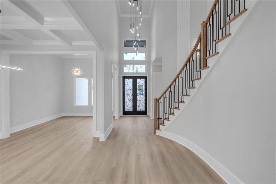 Spacious, unfurnished interior of a new home in , Oxford (Image 27).