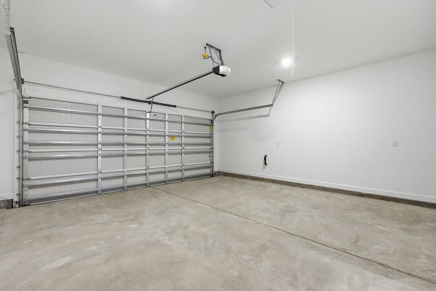Spacious, unfurnished interior of a new home in McCarthy Estates, Defuniak Springs (Image 18). Spacious, unfurnished interior of a new home in McCarthy Estates, Defuniak Springs (Image 18).