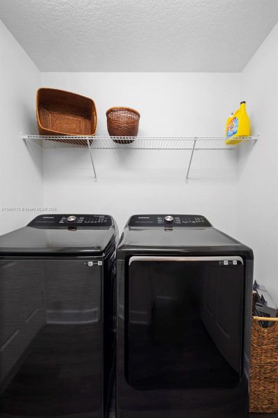 Furnished interior view inside a new home in , Davenport (Image 19).