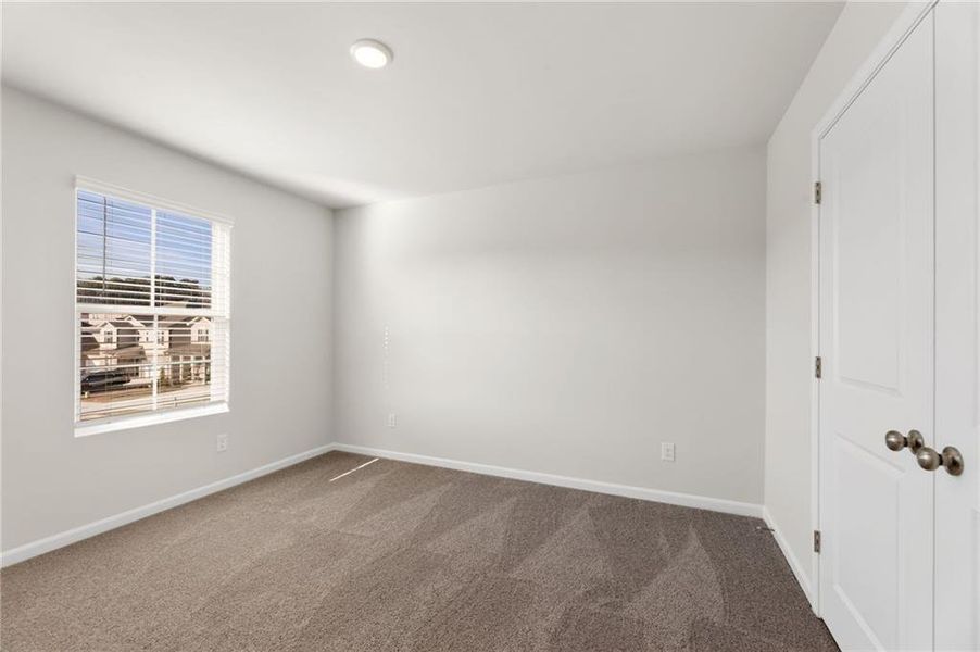 Spacious, unfurnished interior of a new home in Kingsley Creek, Lithonia (Image 22).