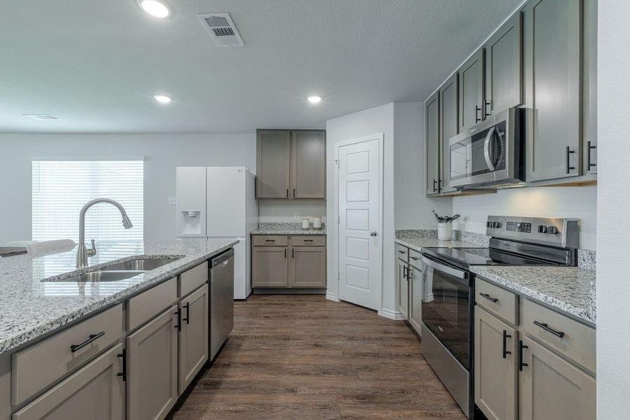 Great open-concept with granite counters Great open-concept with granite counters