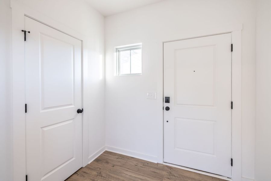 Spacious, unfurnished interior of a new home in Morrow Brook, Albemarle (Image 19).