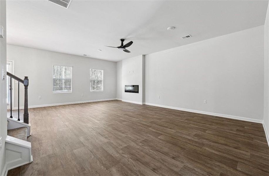 Spacious, unfurnished interior of a new home in River Walk Farm, Covington (Image 13).