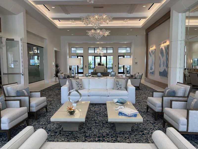 Valencia Walk Amenities