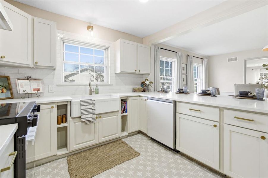 Furnished interior view inside a new home in , Sweetwater (Image 17). Furnished interior view inside a new home in , Sweetwater (Image 17).
